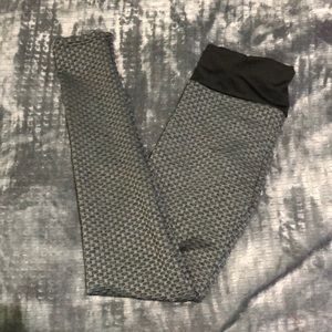 Black honeycomb leggings